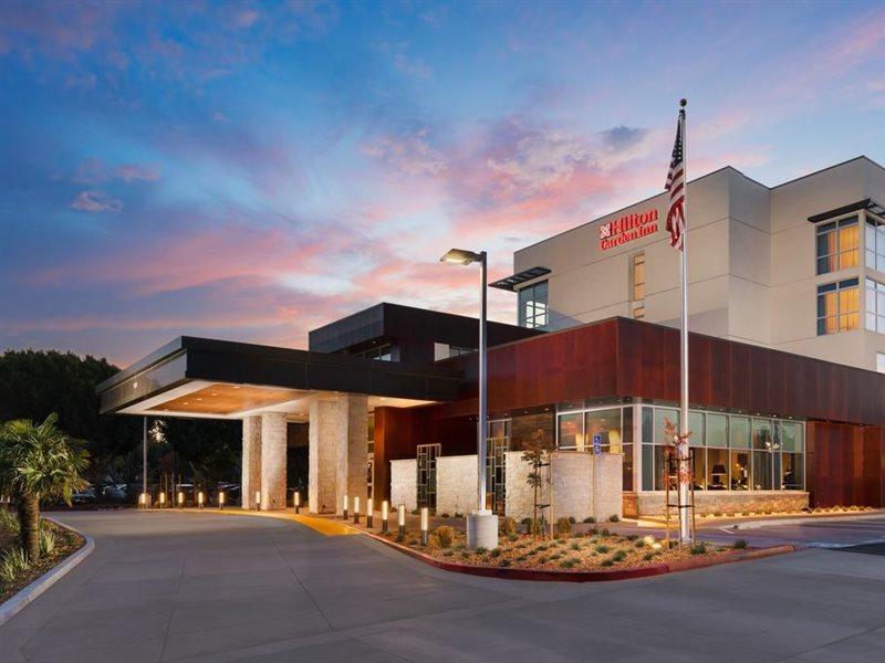 Hilton Garden Inn Сънивейл Екстериор снимка