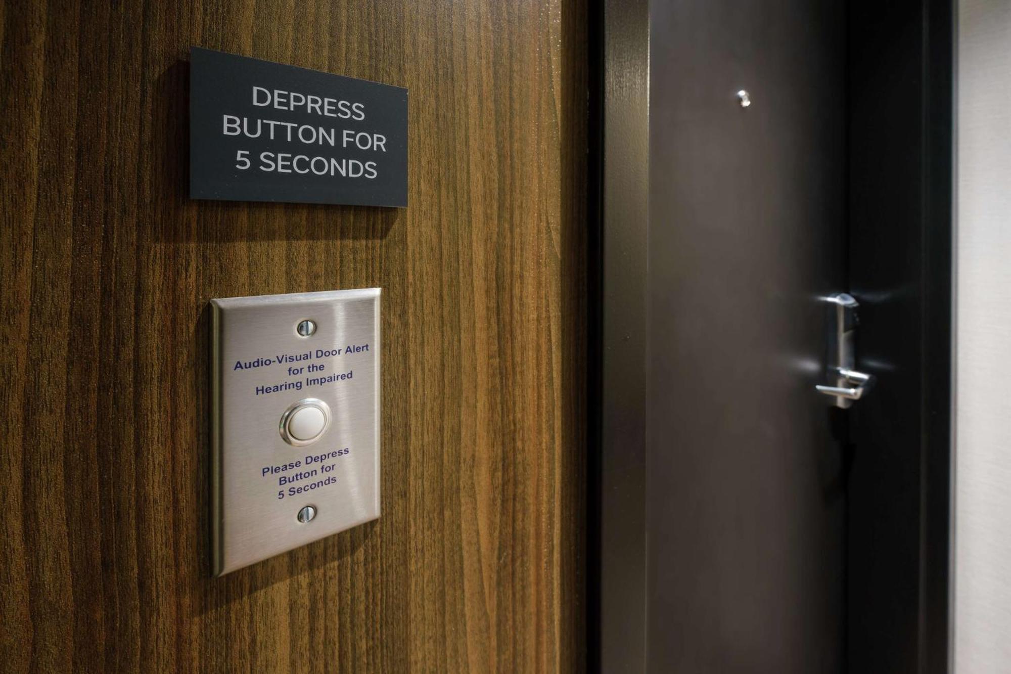 Hilton Garden Inn Сънивейл Екстериор снимка