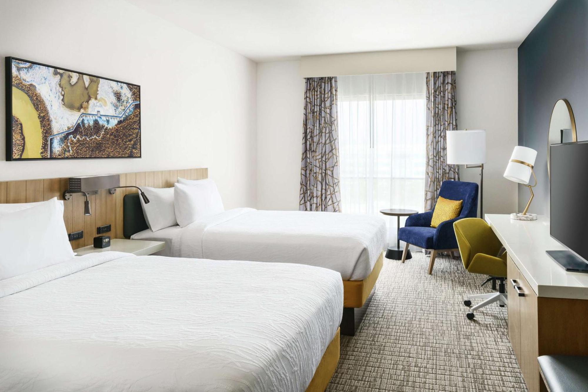Hilton Garden Inn Сънивейл Екстериор снимка