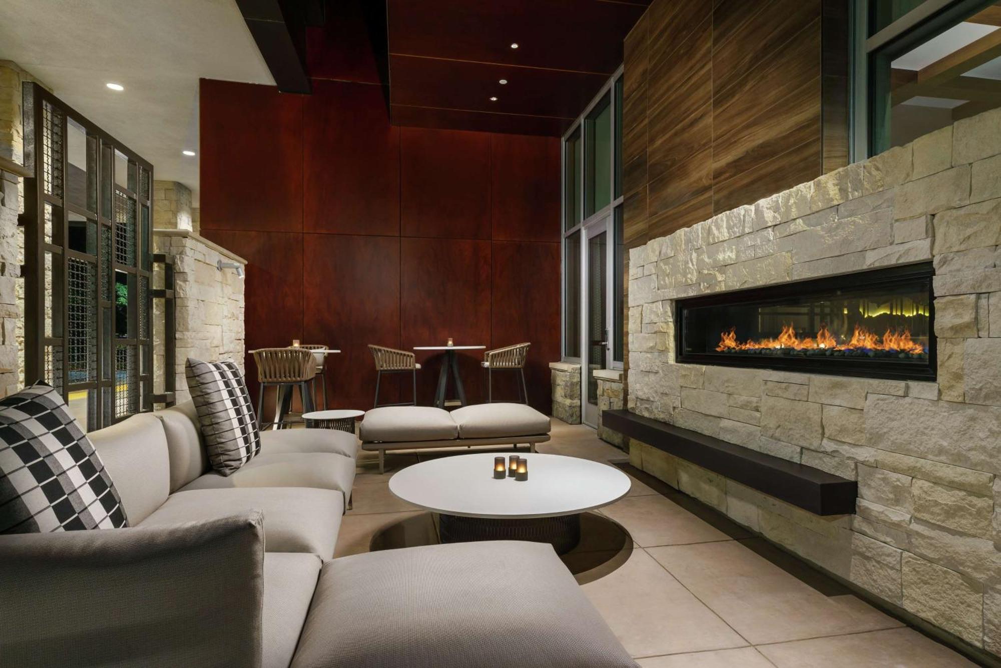 Hilton Garden Inn Сънивейл Екстериор снимка