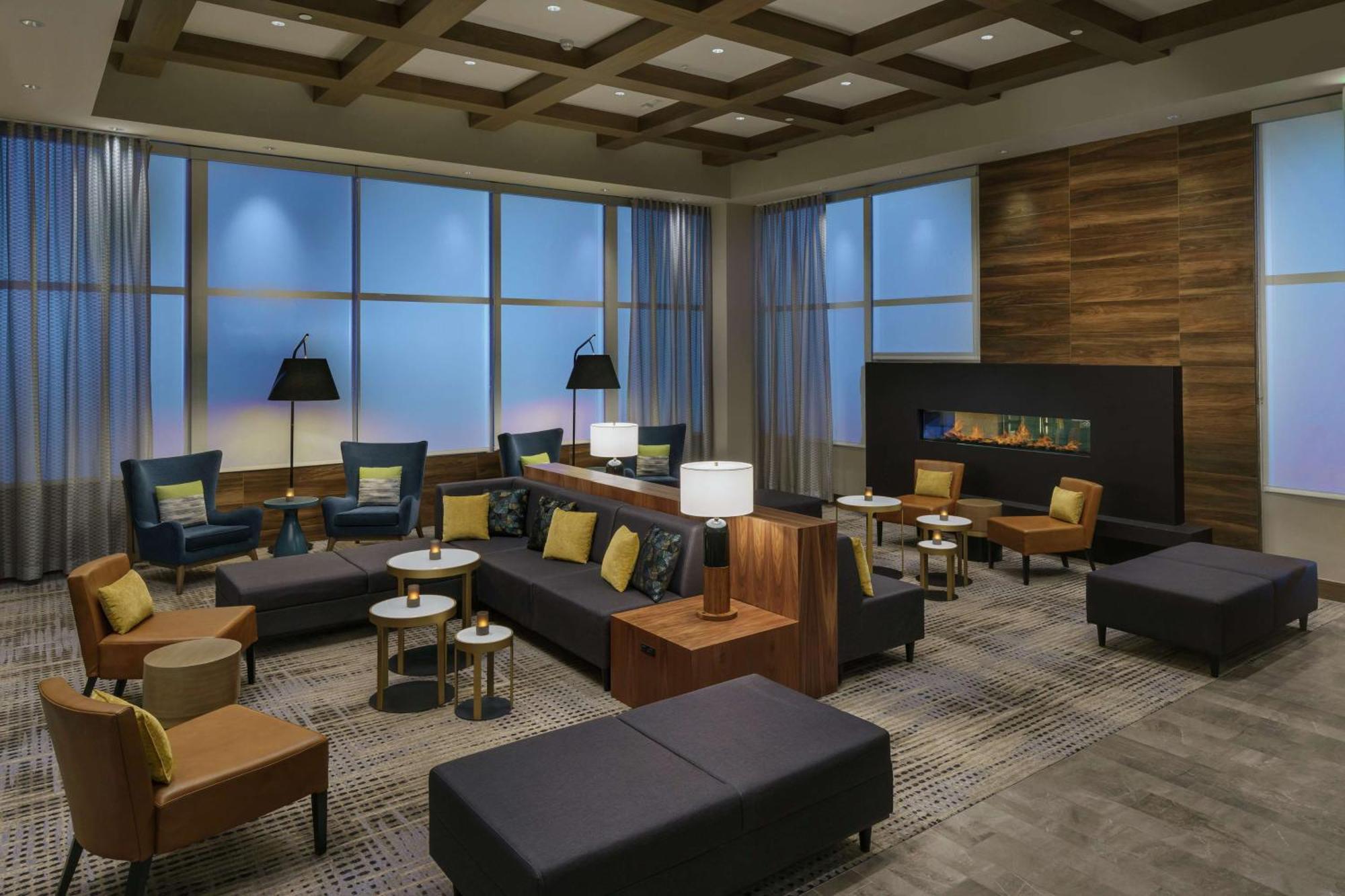 Hilton Garden Inn Сънивейл Екстериор снимка