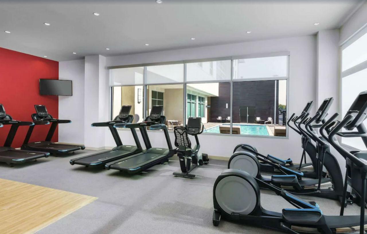 Hilton Garden Inn Сънивейл Екстериор снимка